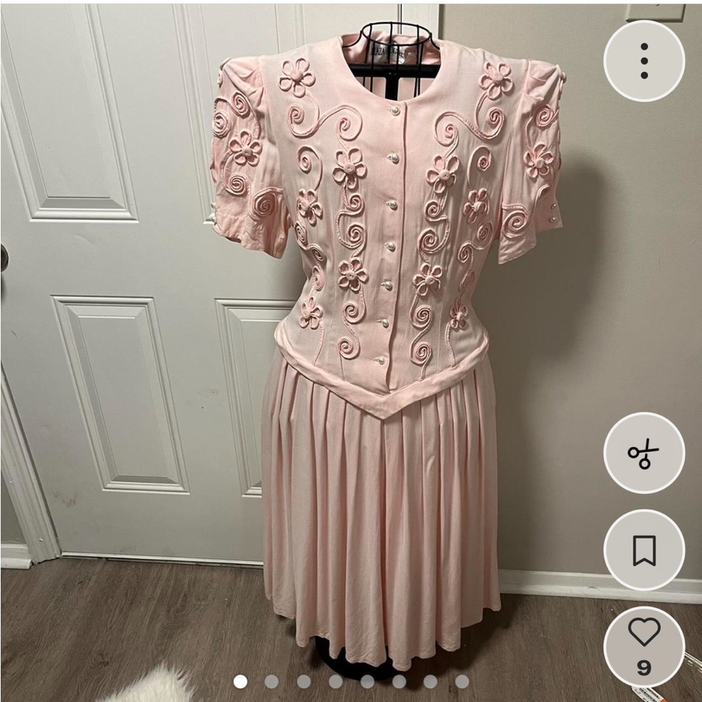 Vintage 1992 Pink Long Sleeve Dress with Floral Accents